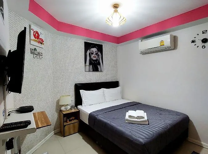 Great House 99 旅馆 *